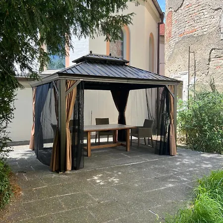 Napoleonsuite Auf Schloss Huerbel アパート *