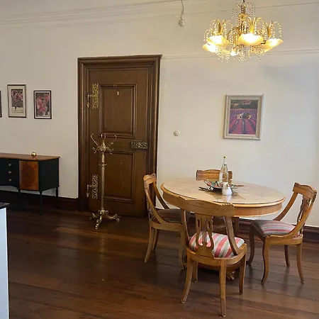 Napoleonsuite Auf Schloss Huerbel 아파트